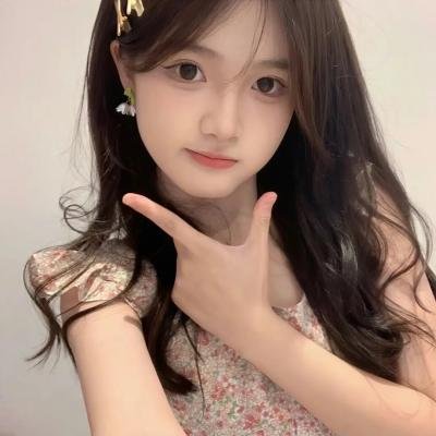 君是慕容卿似花